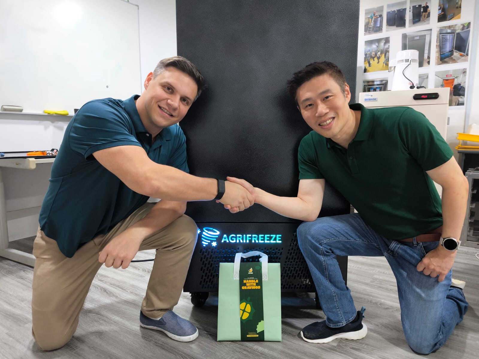 Spike Durian and Agrifreeze Achieve the Impossible: Fresh-locked Pahang Mao Shan Wang, 365 Days a Year